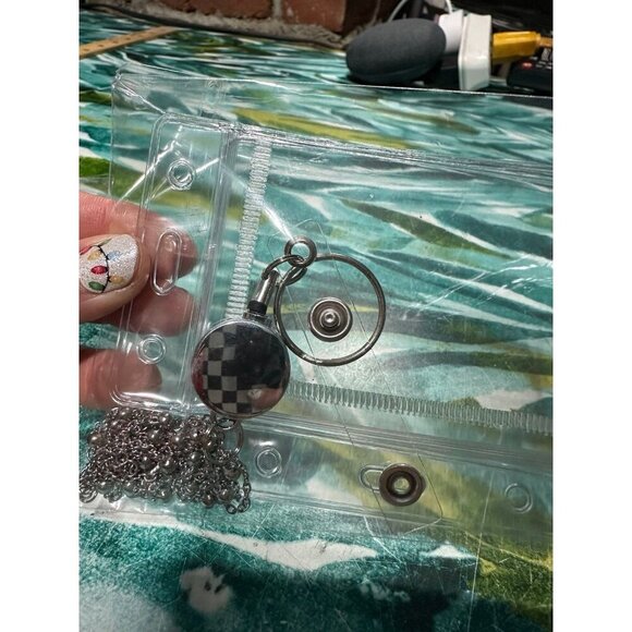 2 piece Retractable Badge Reel Lanyard - Picture 6 of 8